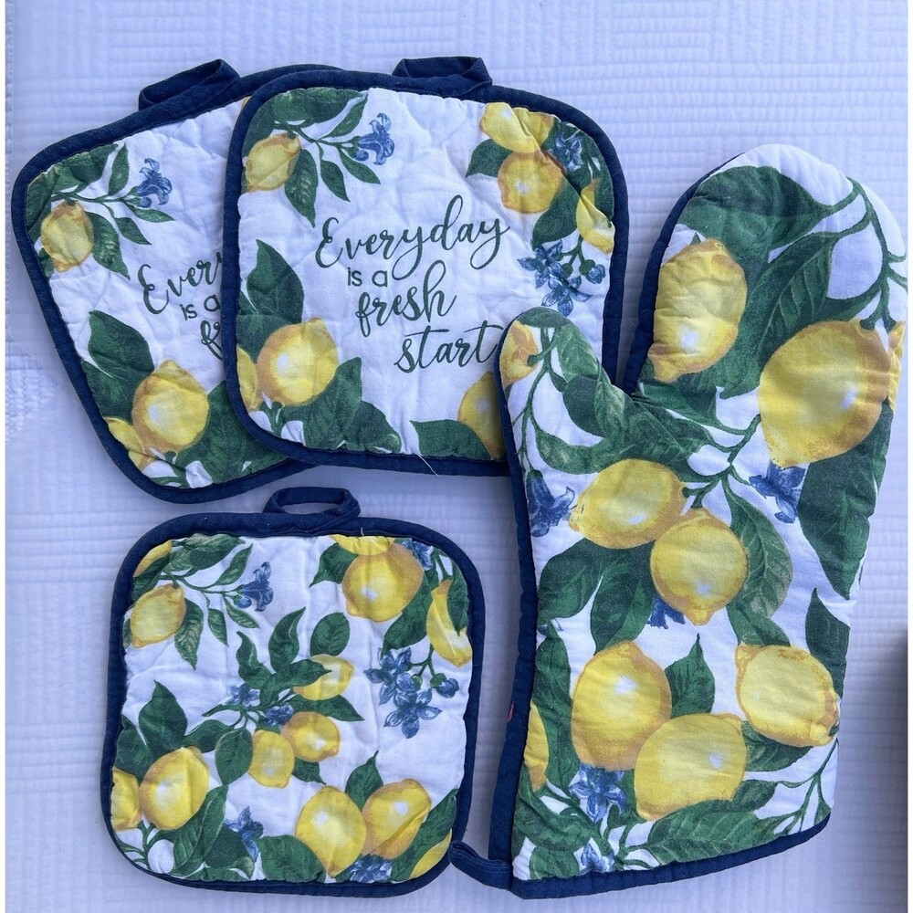 Vintage Lemon Kitchen Set 4 Pc Oven Mitt Potholders Cottagecore Fruit Decor